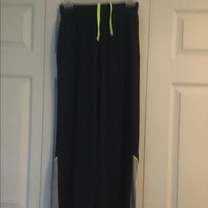 New Under Armour Exercise Pants